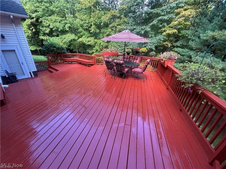 9230 Amber Wood Drive, Kirtland, OH - Photo 5