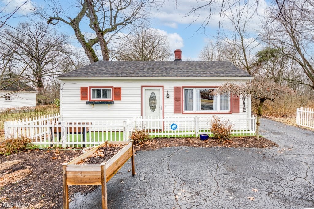 2712 Ridge Avenue, Warren, OH