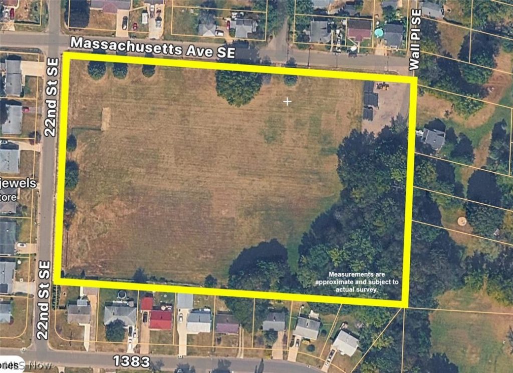 2219 Massachusetts Avenue, Massillon, OH