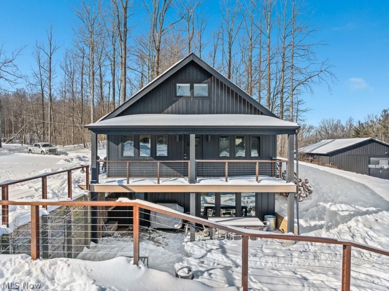 6480 Frederick Avenue, Alliance, OH - Photo 2