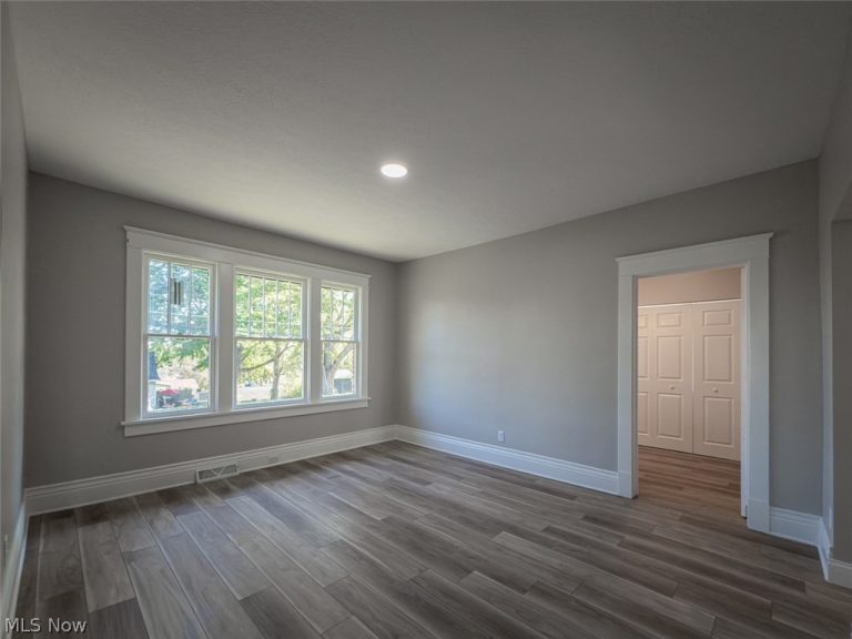 1105 Tremont Avenue, Massillon, OH - Photo 8