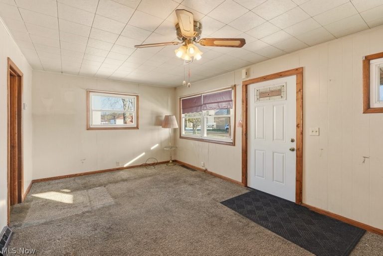 448 Fritsch Avenue, Akron, OH - Photo 8