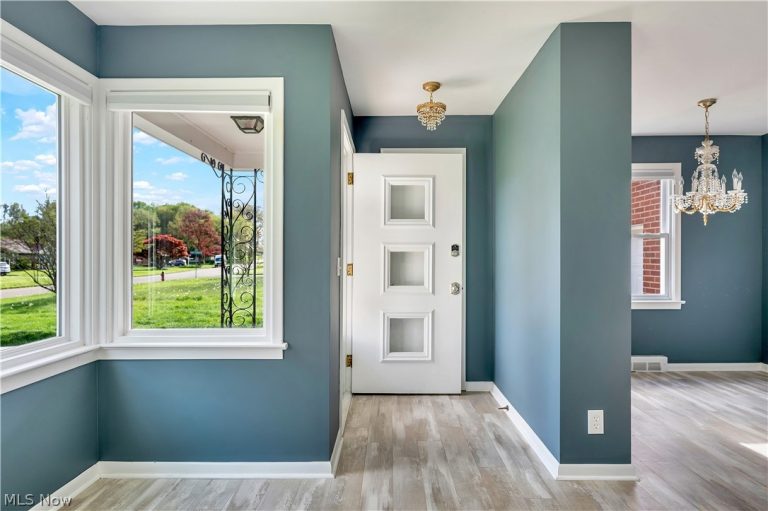 4028 Crestwood Street, Canton, OH - Photo 4