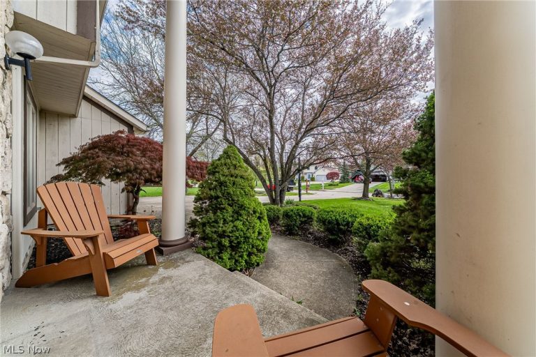 368 Leverett Lane, Highland Heights, OH - Photo 3