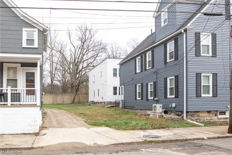 1915 123rd Street, Cleveland, OH - Photo 7