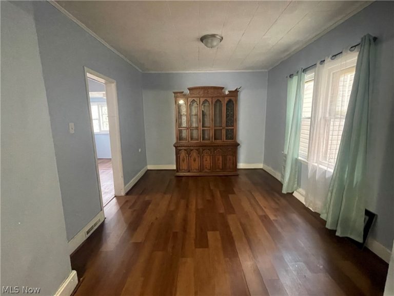 2125 7th Street, Akron, OH - Photo 5