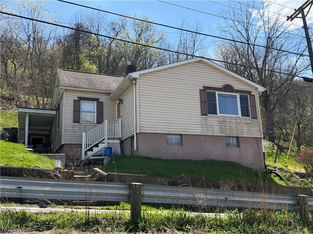 56624 Boyd Avenue, Bridgeport, OH