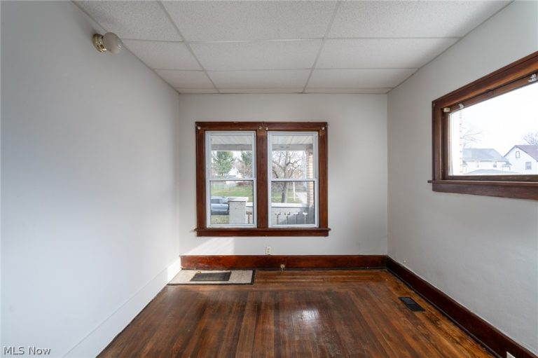 1816 34th Street, Lorain, OH - Photo 5