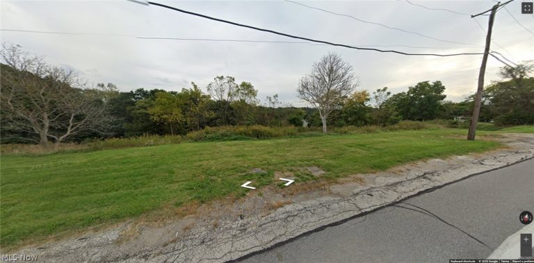 11026 & 163 Johnnycake Ridge Road, Concord Twp, OH - Photo 2
