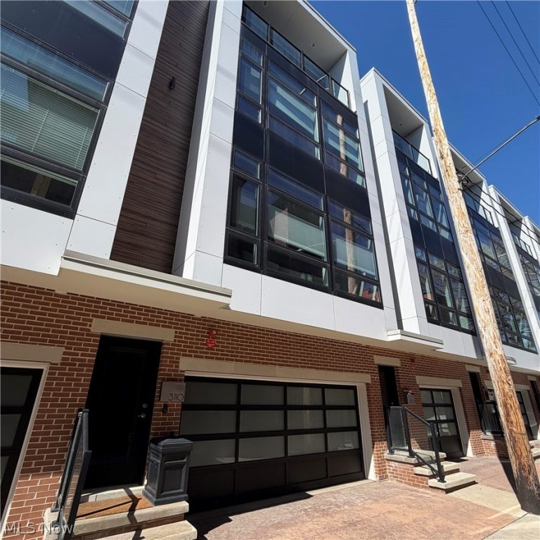 3110 Vine Court, Cleveland, OH, 44113