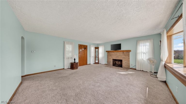 2114 Turkeyfoot Lake Road, Green, OH - Photo 5