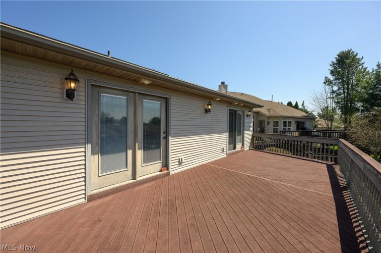 900 Cordova Drive, Barberton, OH - Photo 8