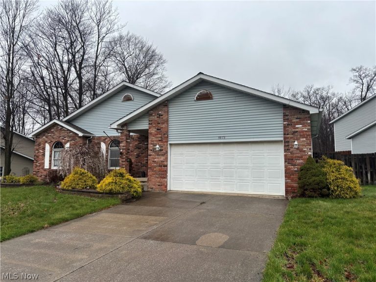 9973 Delores Drive, Streetsboro, OH - Photo 2
