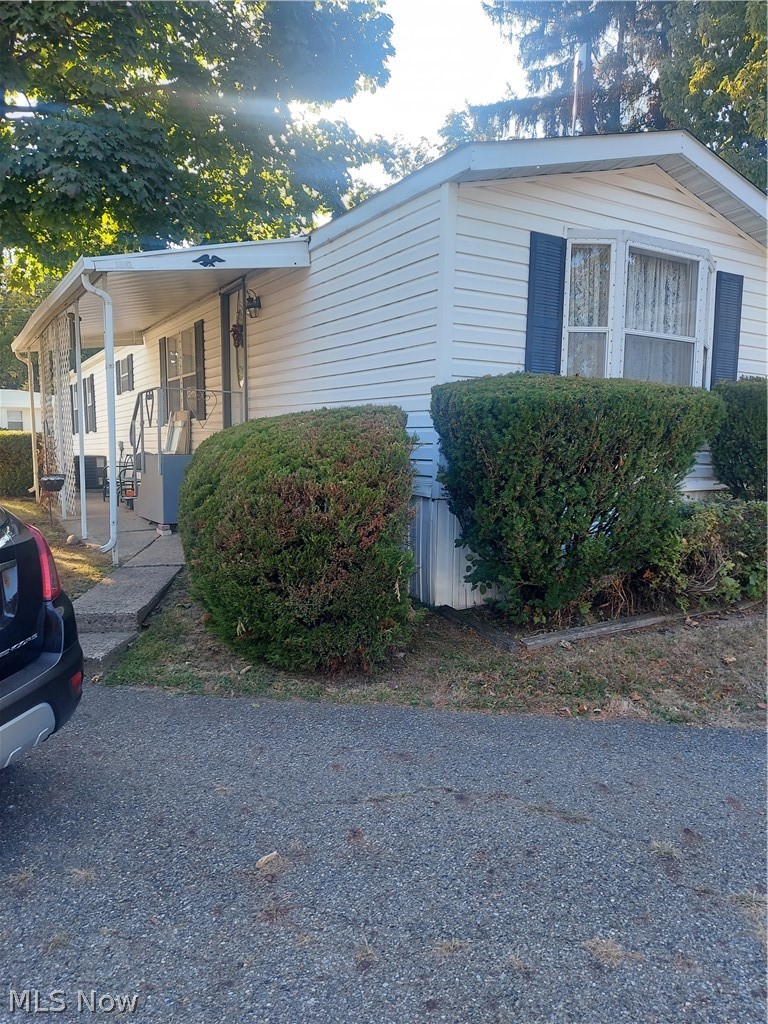 1263 Los Angeles Boulevard, North Canton, OH, 44720