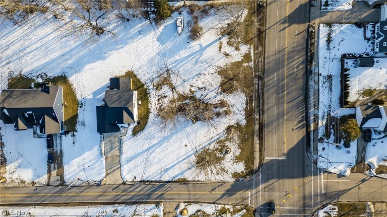 3 Adkins Road, Willoughby, OH - Photo 5