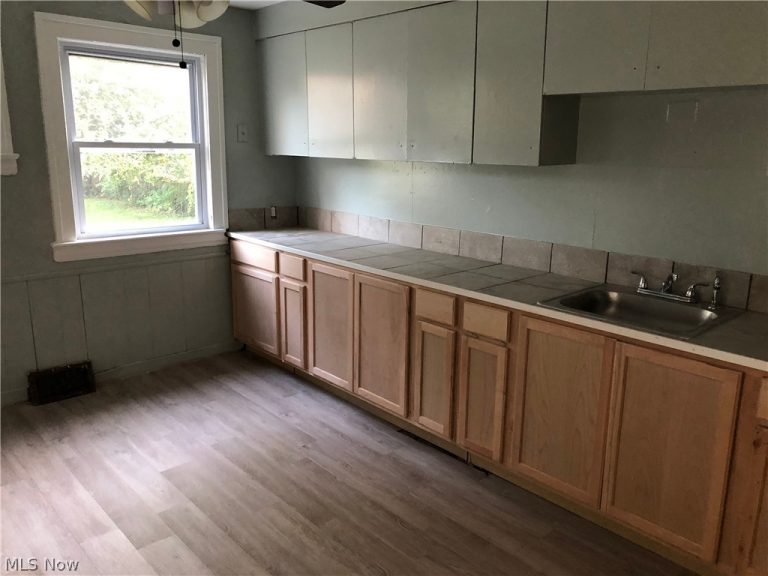 5219 Vandalia Avenue, Cleveland, OH - Photo 4