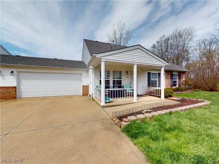 726 North Creek Drive, Painesville, OH - Photo 2