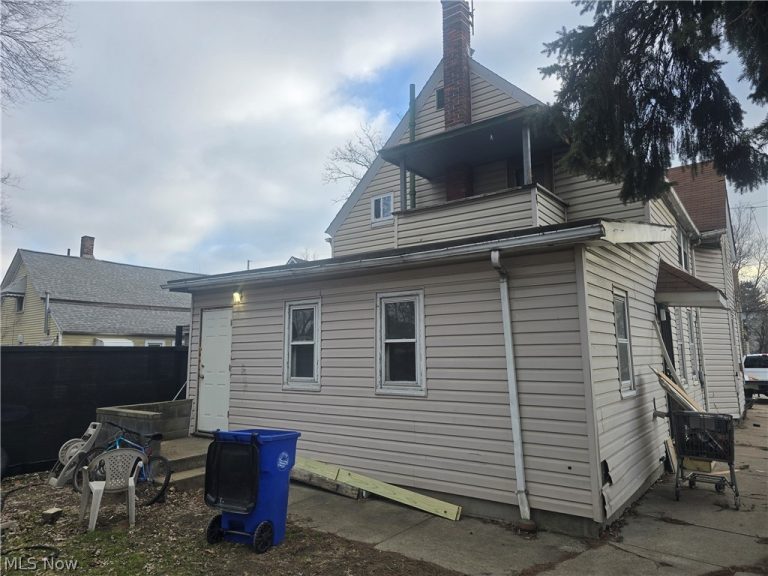 3674 52nd Street, Cleveland, OH - Photo 3