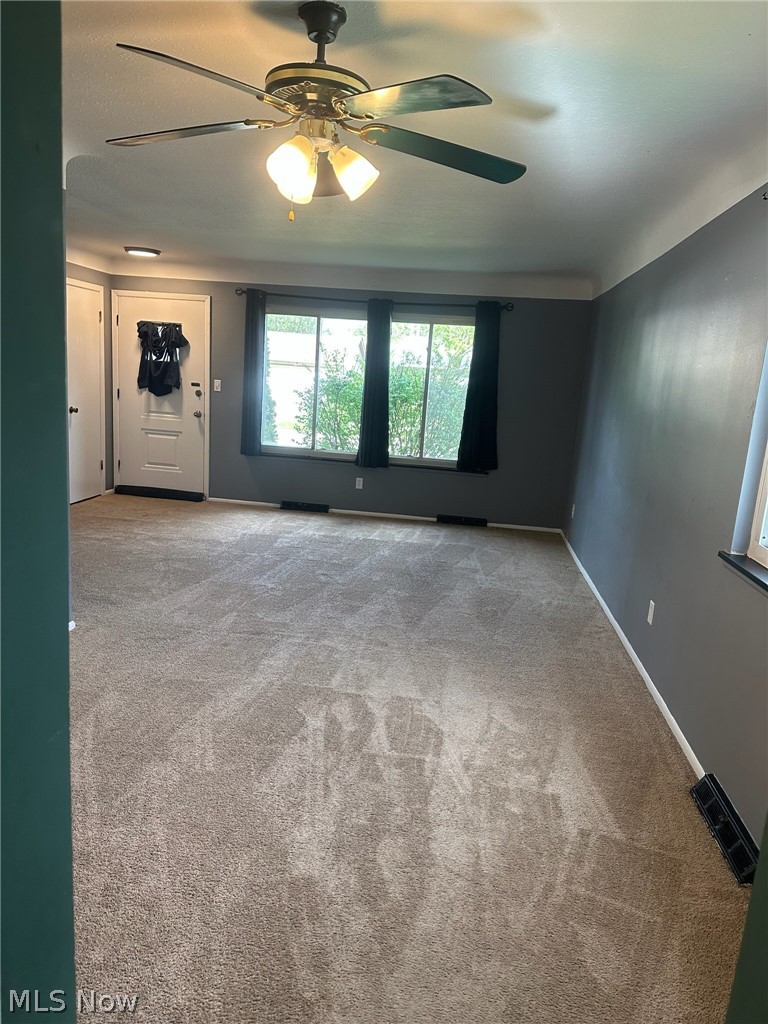 1187 Bonnie Lane, Mayfield Heights, OH - Photo 2