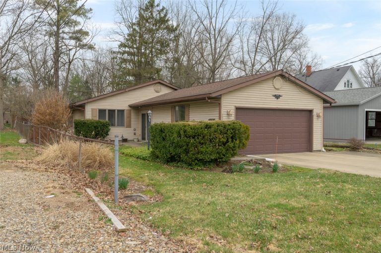 226 North Avenue, Ravenna, OH - Photo 2