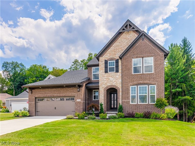 2770 Weeping Pine Drive, Medina, OH, 44256