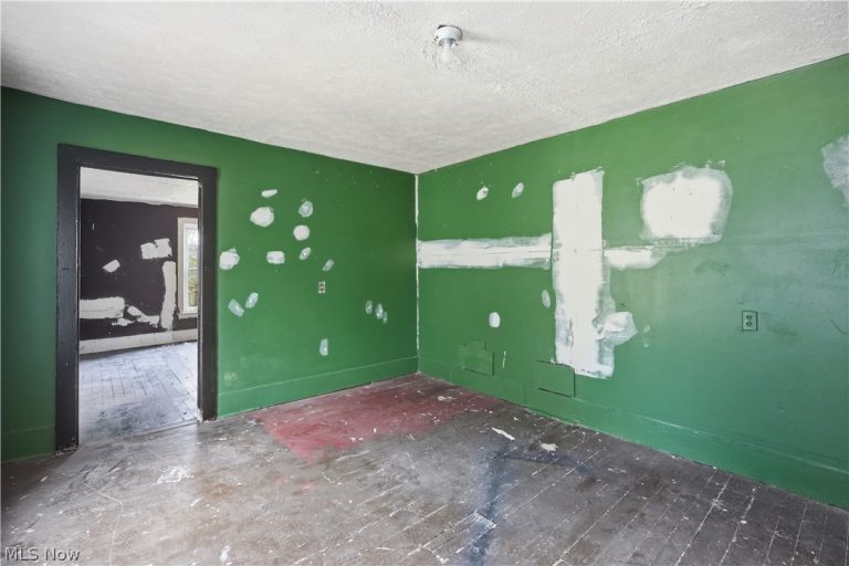 820 Brown Street, Akron, OH - Photo 2