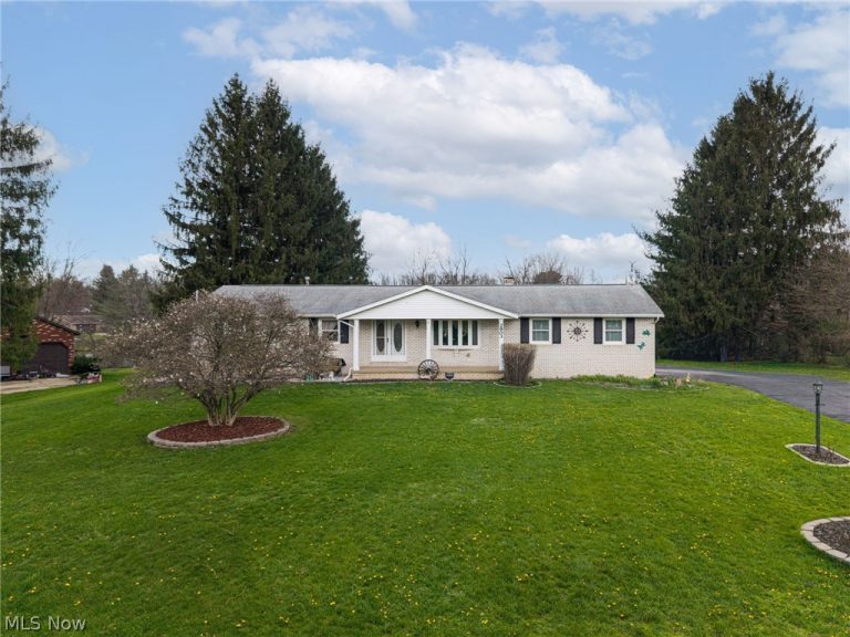 2903 Northview Road, Uniontown, OH - Photo 2
