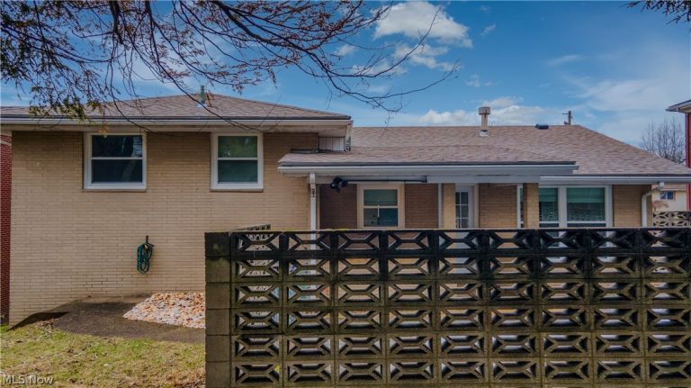 211 Donell Street, Weirton, WV - Photo 6