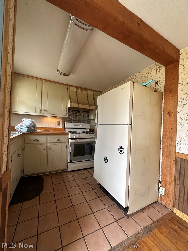 9475 Woodworth Road, North Lima, OH - Photo 6