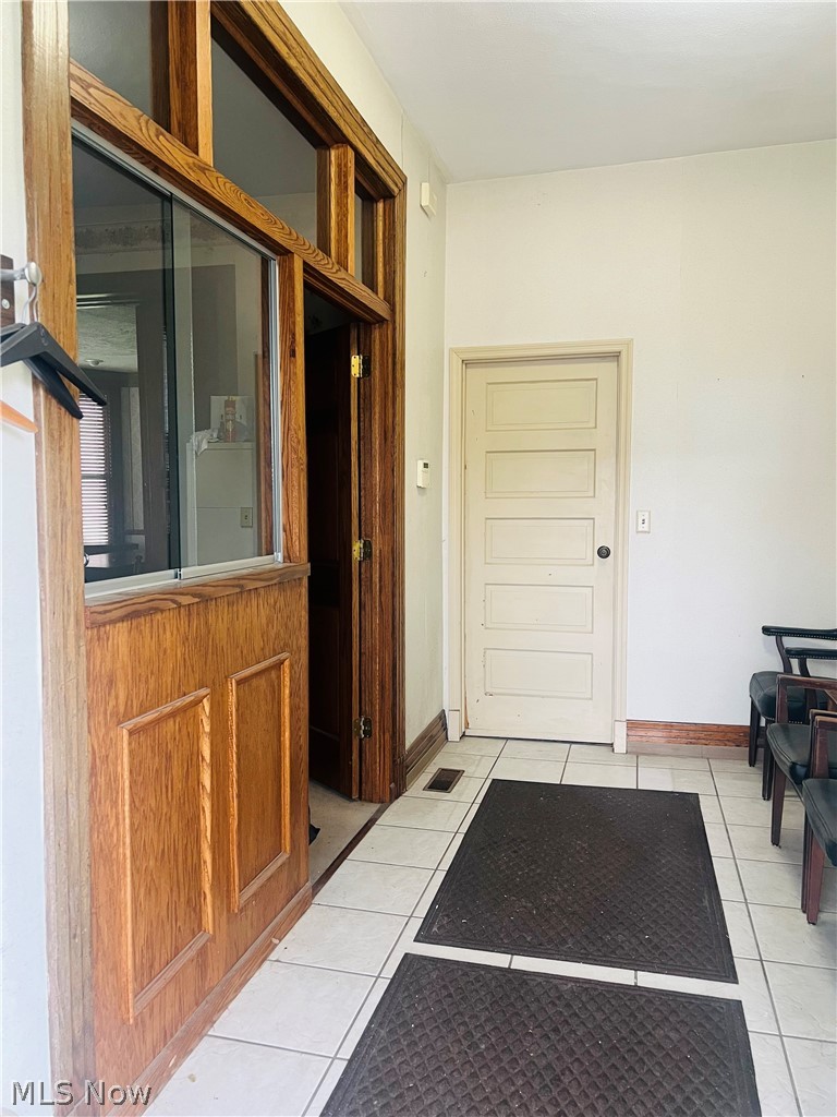205 5th Street, Martins Ferry, OH - Photo 2