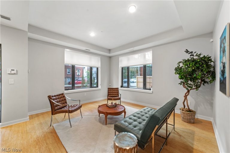 2044 Random Road #101, Cleveland, OH - Photo 4