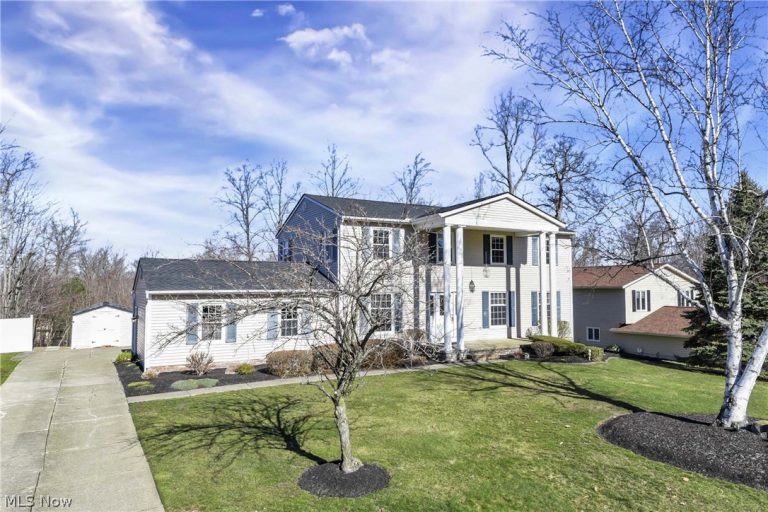 7916 Oakridge Drive, Mentor, OH - Photo 4