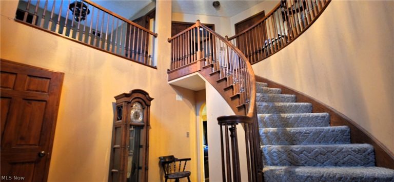 325 Brookshire Oval, Hinckley, OH - Photo 8