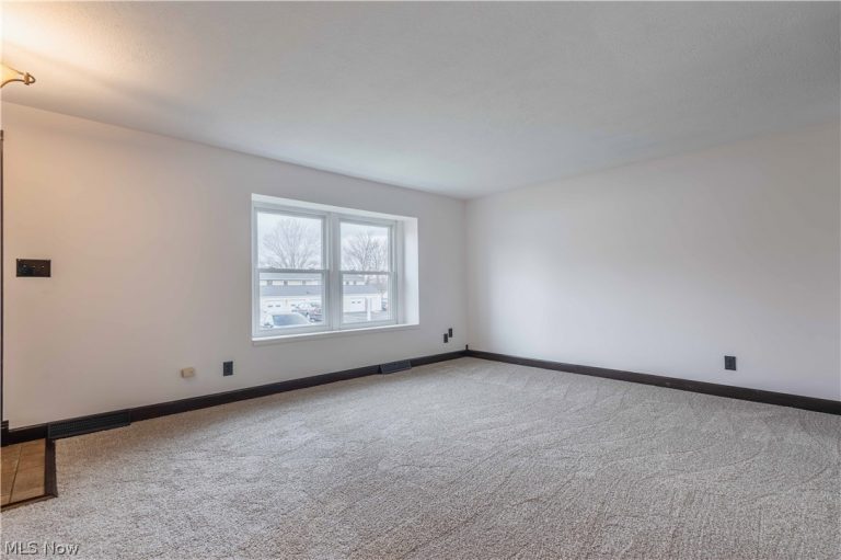 4599 Cox Drive #B, Stow, OH - Photo 6