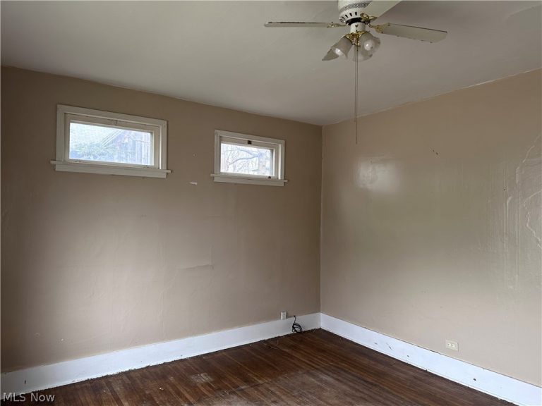 284 Clay, Conneaut, OH - Photo 6