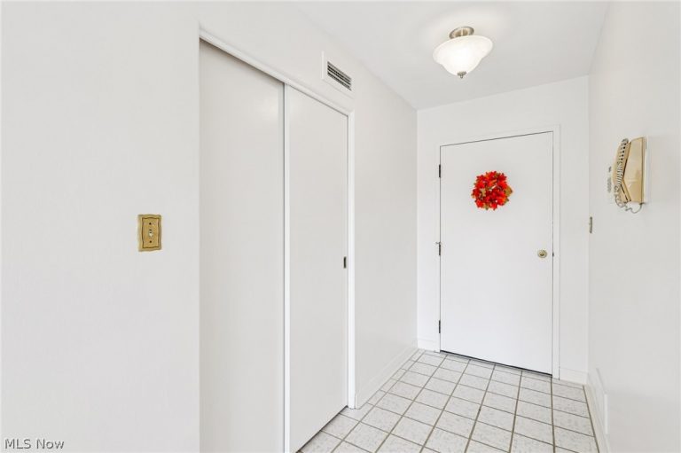 275 Portage Path #7g, Akron, OH - Photo 3