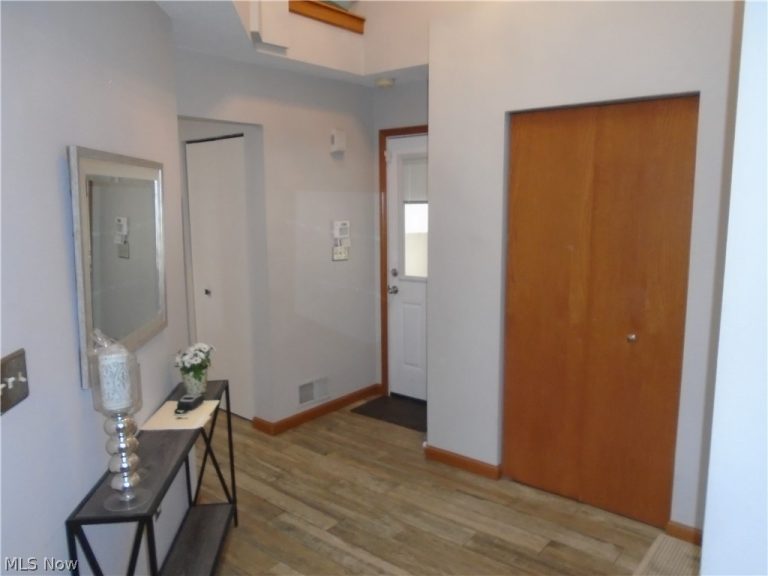 4062 Saint Andrews Court #1, Canfield, OH - Photo 4