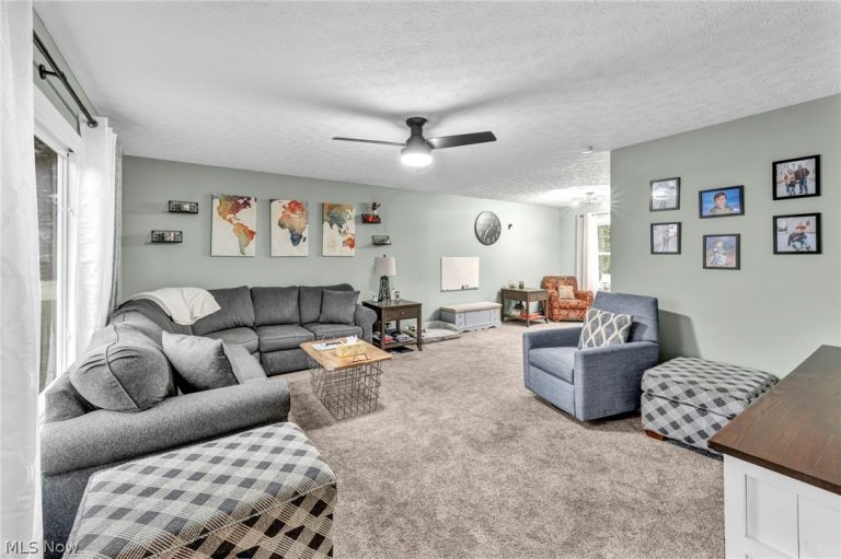 204 Circle Drive, Doylestown, OH - Photo 8