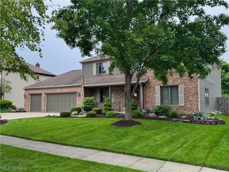 14666 Regency Drive, Strongsville, OH - Photo 2