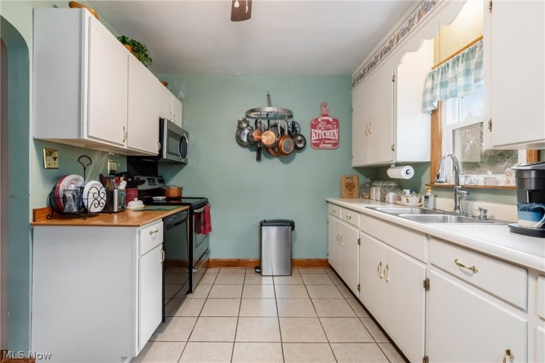 1852 Euclid Avenue, Zanesville, OH - Photo 8