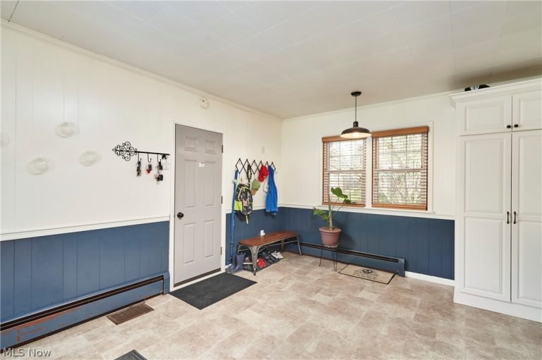 351 Keith Avenue, Akron, OH - Photo 4