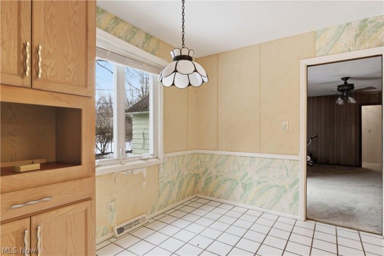 4520 University Parkway, University Heights, OH - Photo 8