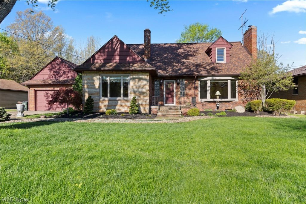 5254 Clinton Avenue, Lorain, OH