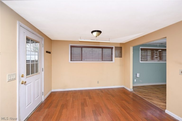 1922 Edgewood Drive, Twinsburg, OH - Photo 6