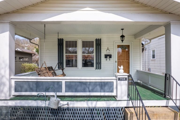 708 7th Street, Marietta, OH - Photo 2