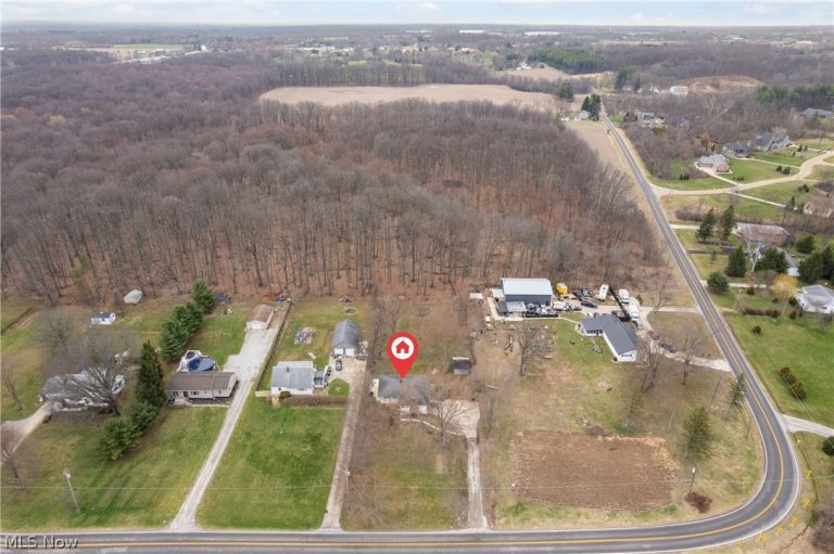 5789 Law Road, Valley City, OH - Photo 2