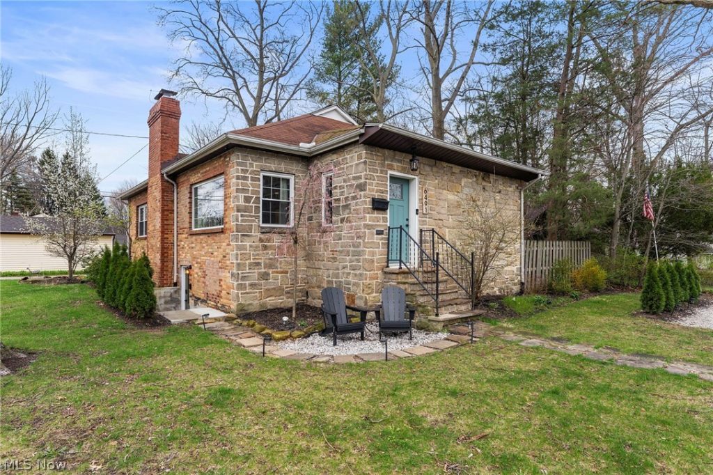 6491 Seminole Trail, Mentor, OH