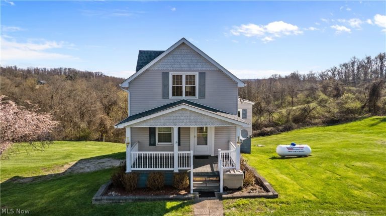 910 Morton Hill Road, Colliers, WV - Photo 2