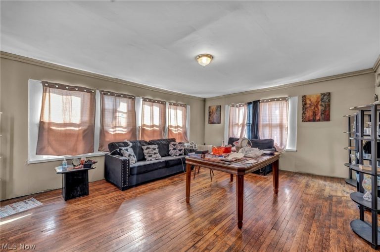 2127 100th Street, Cleveland, OH - Photo 5