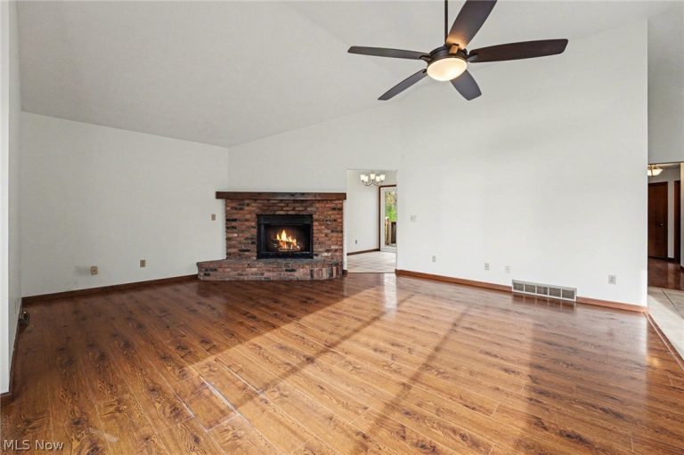 9505 Green Valley Drive, Mentor, OH - Photo 3